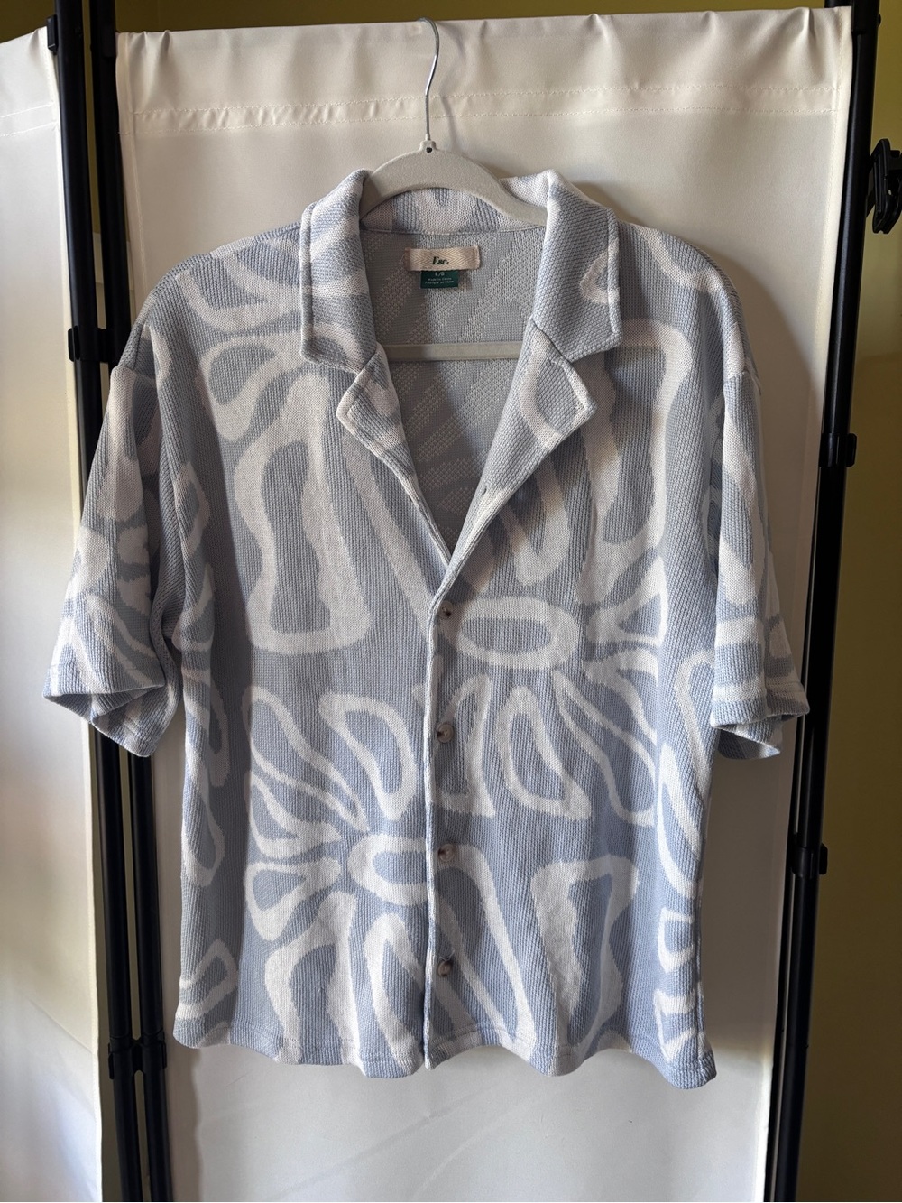 Escape Light Blue & White Short-Sleeve Knit Shirt
